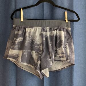 Brooks Sherpa 3" Split Short